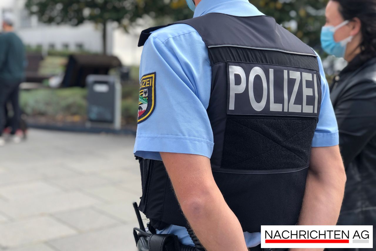 Katzen-Aktion in der S-Bahn: Mann überrascht Fahrgäste in NRW!